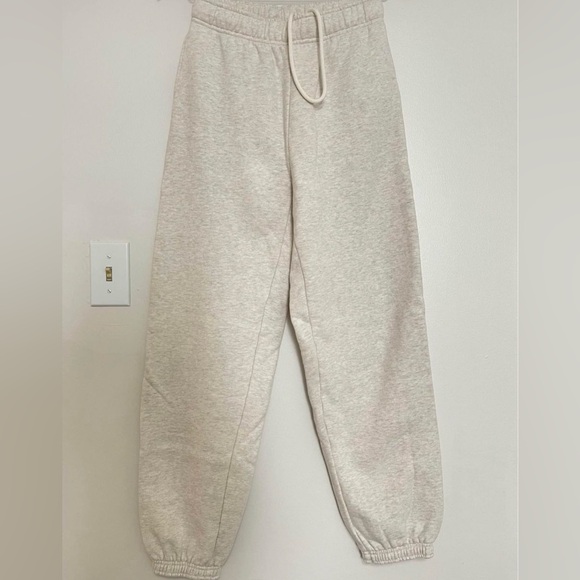 TNA Sweatsuits - Picture 4 of 4